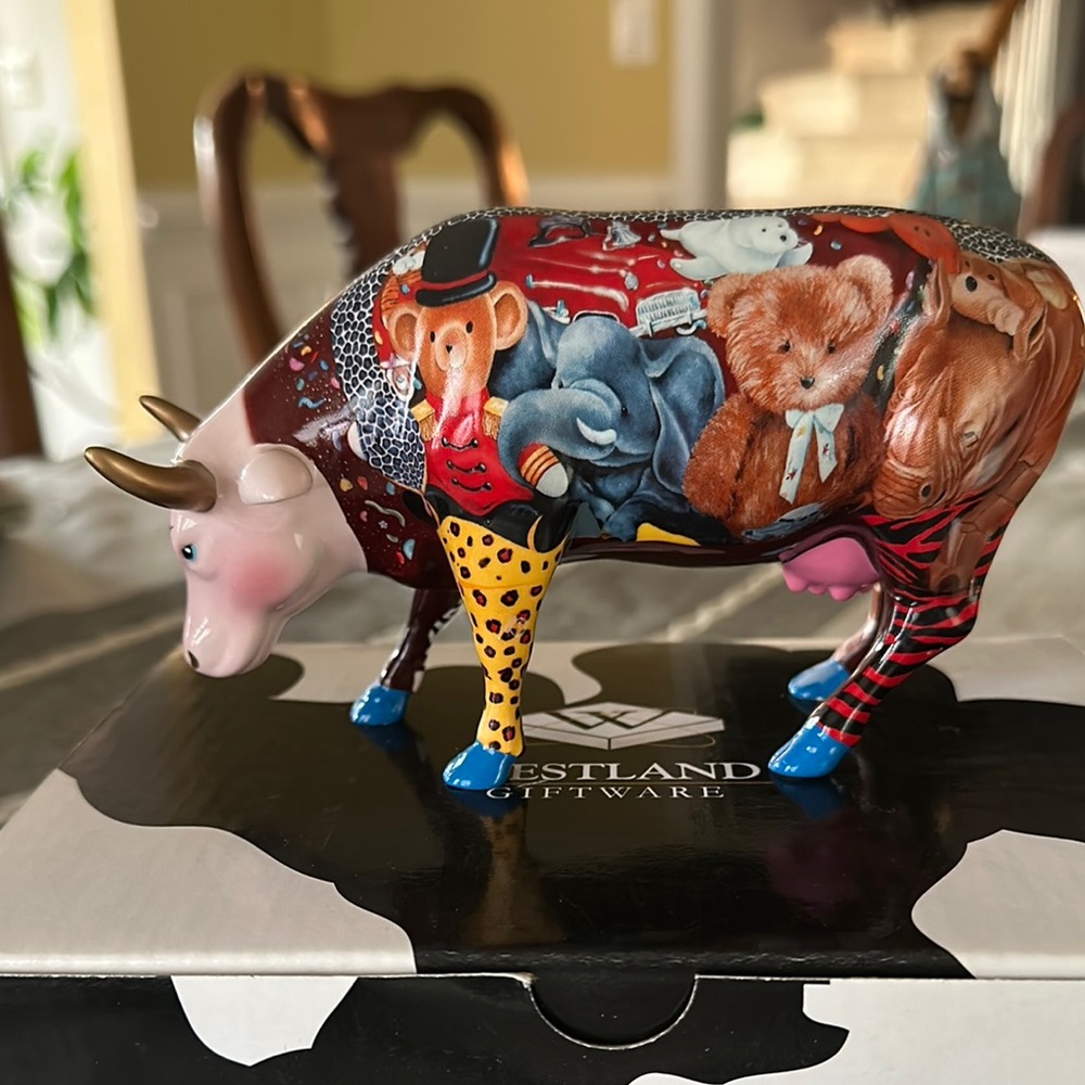 🐄2003 CowParade “Babe in Toyland” Collectible Figurine – Westland Giftware | Wit
